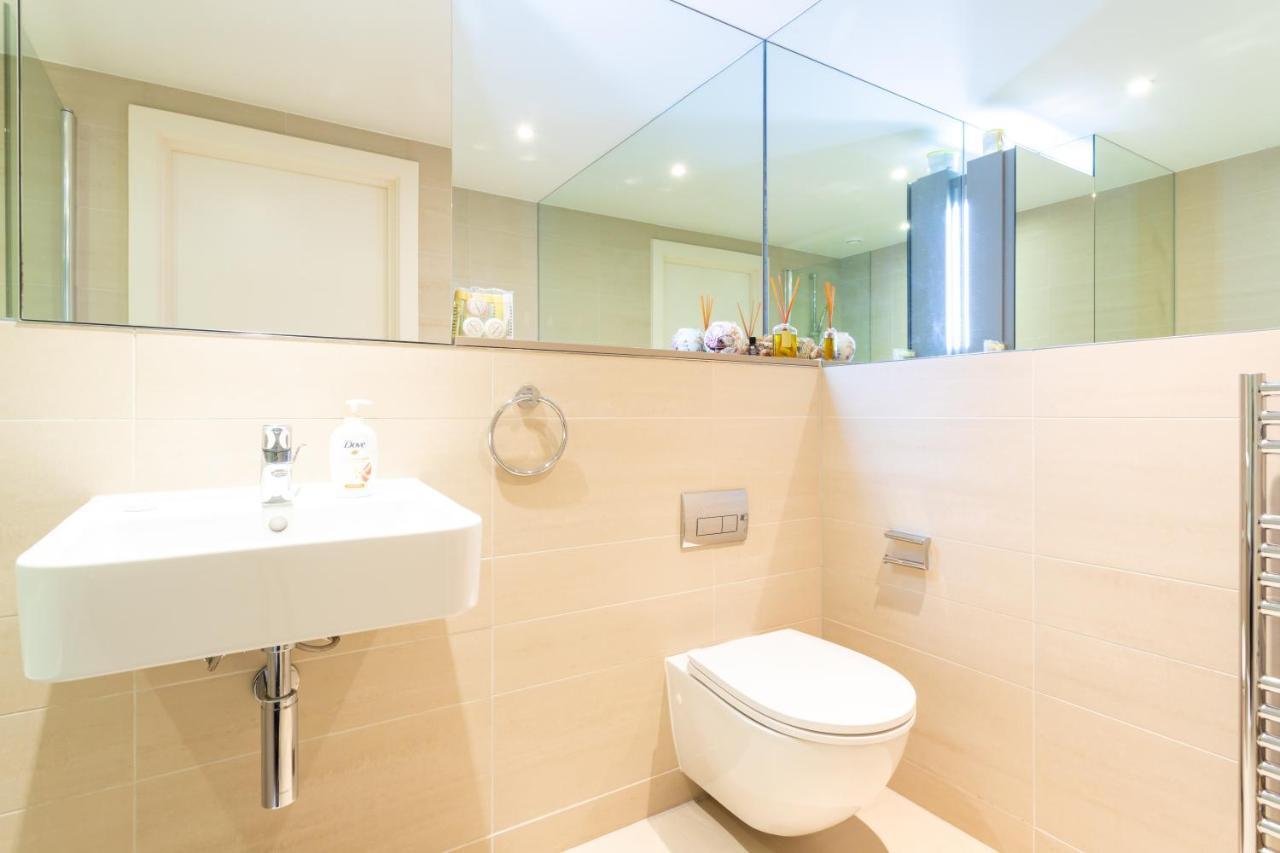 Amazing Modern 2 Bedroom Flat in Greenwich for 4 people London Exterior foto